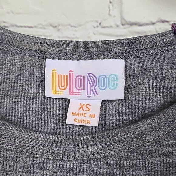 NWT LuLaRoe Randy Tee Unisex Gray Tribal Print S 6/8 T-Shirt Raglan Sleeve Top - Picture 5 of 9
